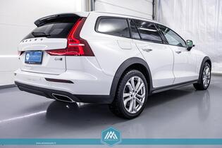 Volvo V60 Cross Country vaihtoauto
