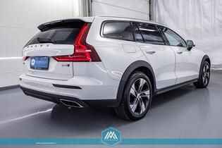 Volvo V60 Cross Country vaihtoauto