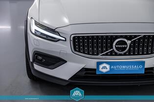 Volvo V60 Cross Country vaihtoauto