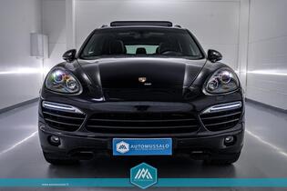 Porsche Cayenne vaihtoauto