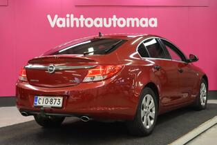 Opel Insignia vaihtoauto