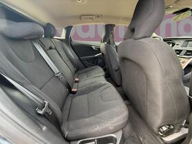 Volvo V40 Cross Country vaihtoauto