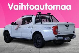 Nissan Navara vaihtoauto