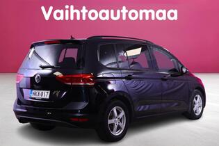 Volkswagen Touran vaihtoauto