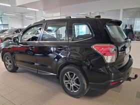 Subaru Forester vaihtoauto
