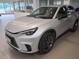 Lexus LBX vaihtoauto