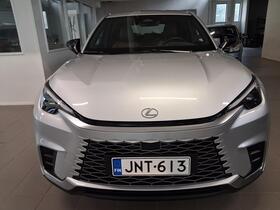 Lexus LBX vaihtoauto