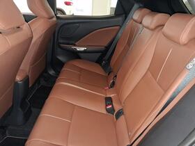 Lexus LBX vaihtoauto