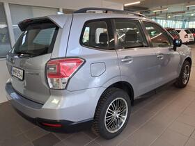 Subaru Forester vaihtoauto