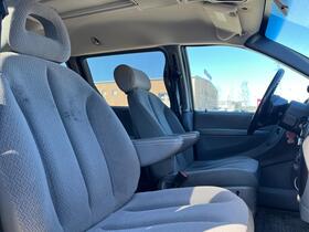 Chrysler Voyager vaihtoauto