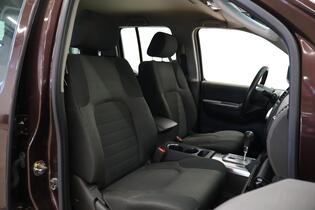 Nissan Navara vaihtoauto