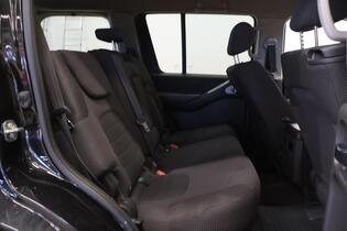 Nissan Pathfinder vaihtoauto