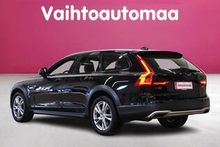 Volvo V90 Cross Country vaihtoauto