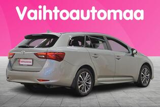 Toyota Avensis vaihtoauto