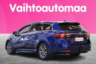 Toyota Avensis vaihtoauto