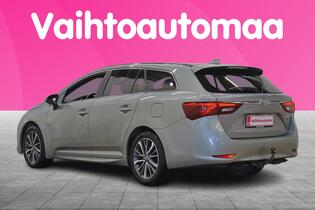 Toyota Avensis vaihtoauto