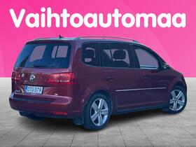 Volkswagen Touran vaihtoauto