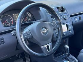 Volkswagen Touran vaihtoauto