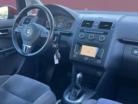 Volkswagen Touran vaihtoauto