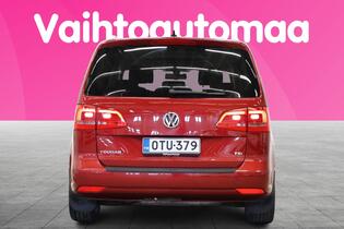Volkswagen Touran vaihtoauto