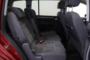 Volkswagen Touran vaihtoauto