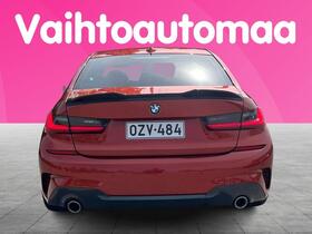BMW 330 vaihtoauto