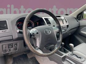 Toyota Hilux vaihtoauto