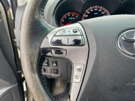 Toyota Hilux vaihtoauto