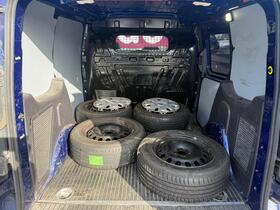 Ford Transit Connect vaihtoauto