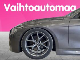 BMW 330 vaihtoauto