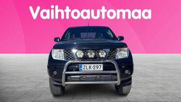 Nissan Navara vaihtoauto