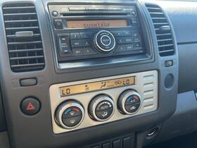 Nissan Navara vaihtoauto