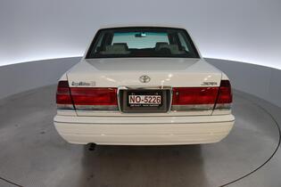 Toyota Crown vaihtoauto