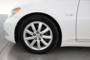 Lexus LS vaihtoauto