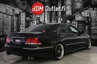 Toyota Crown vaihtoauto