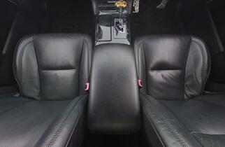 Toyota Crown vaihtoauto