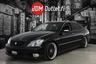 Toyota Crown vaihtoauto