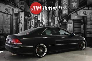 Toyota Crown vaihtoauto