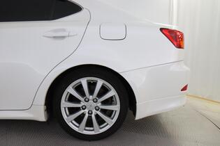 Lexus IS vaihtoauto