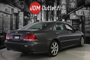 Toyota Crown vaihtoauto