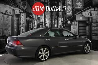 Toyota Crown vaihtoauto