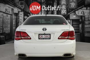 Toyota Crown vaihtoauto