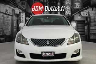 Toyota Crown vaihtoauto