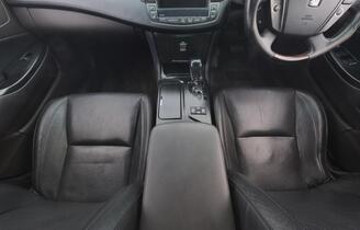 Toyota Crown vaihtoauto