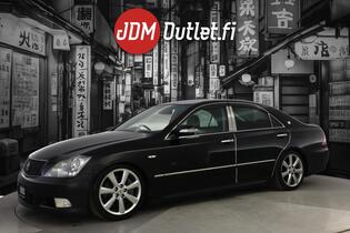 Toyota Crown vaihtoauto