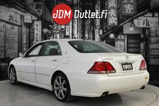 Toyota Crown vaihtoauto