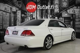 Toyota Crown vaihtoauto