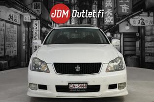 Toyota Crown vaihtoauto