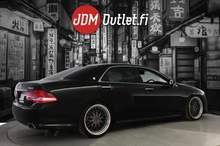 Toyota Crown vaihtoauto