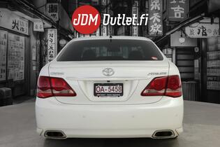 Toyota Crown vaihtoauto